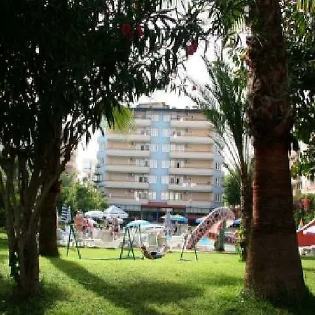 Elysee Garden Family Feriested